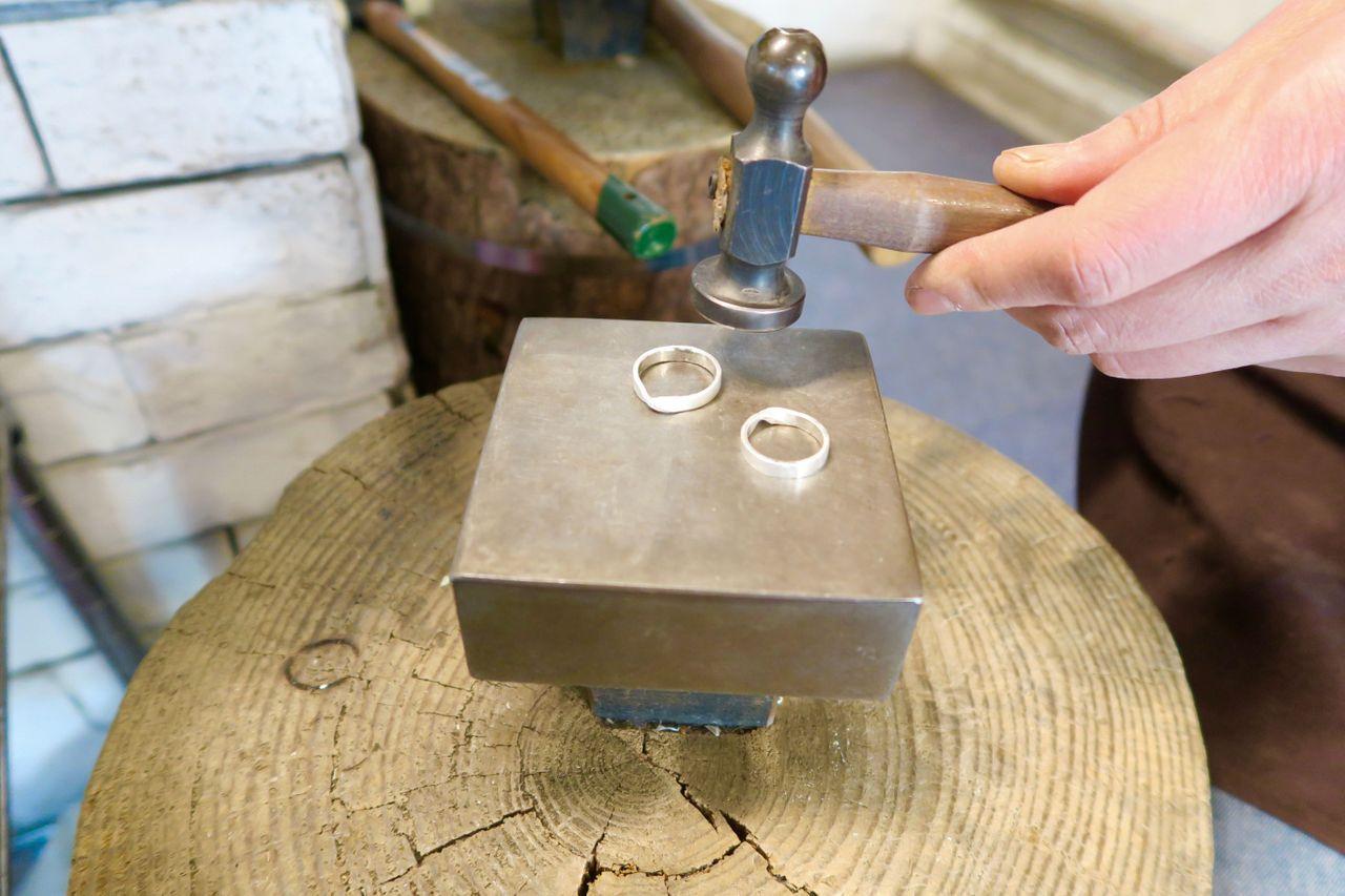 韓国　韓国旅行　旅行　ソウル　ソウル旅行　観光　ソウル観光　韓国観光　ホンデ　弘大　ショッピング　カフェ　指輪　指輪作り　体験　カップル　カップルリング　リング　お揃い　手作り